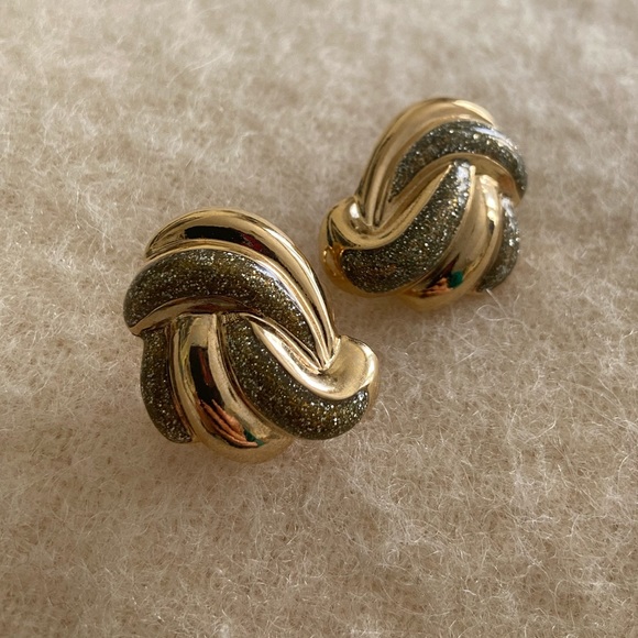 3 for $30 vintage gold structured ear clips with sparkles - Picture 6 of 7